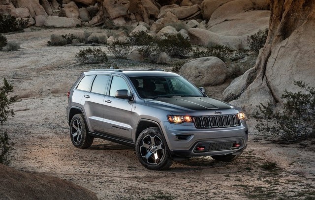 Trailhawk jeep характеристики