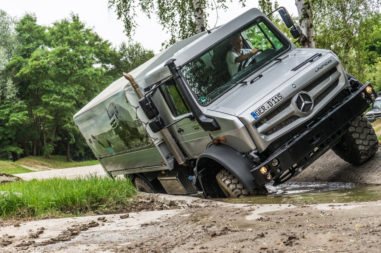 Mercedes Benz Unimog u500