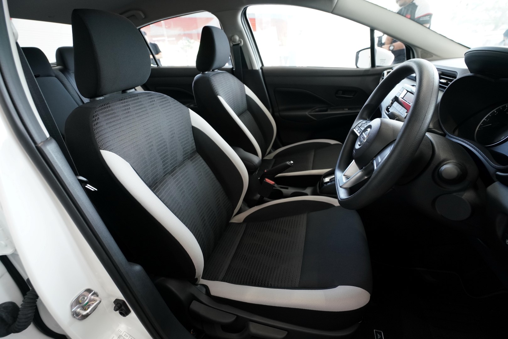 2020 Nissan Almera Seats