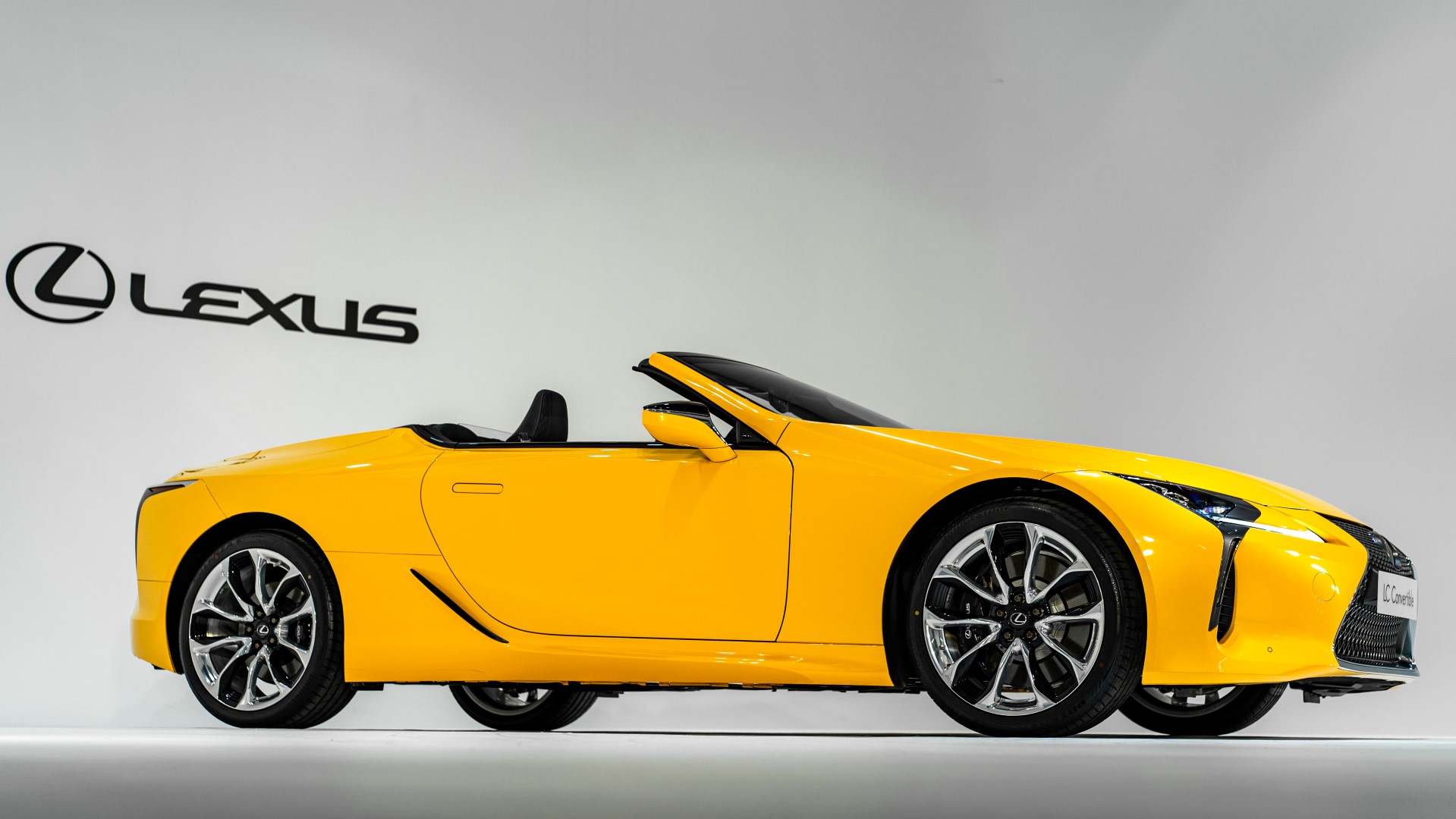 2020 Lexus LC 500 Convertible side profile