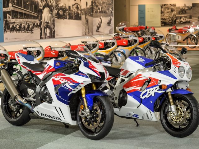 HONDA CBR1000RR-R FIREBLADE SP 30TH ANNIVERSARY