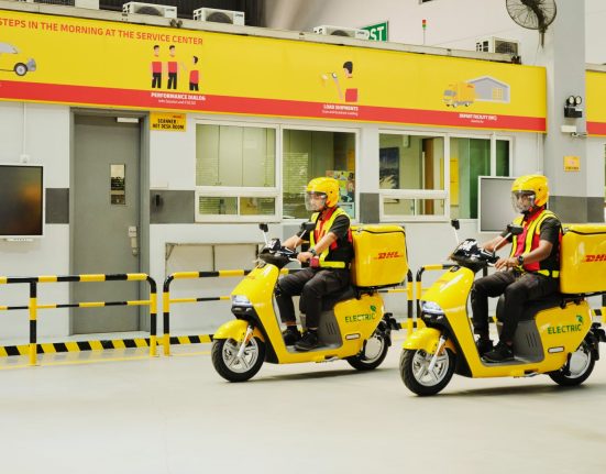 DHL