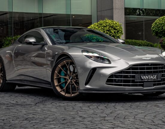 Aston Martin Vantage