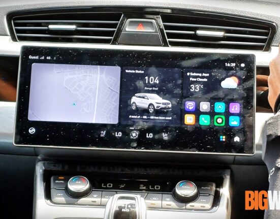 Proton X70 Apple CarPlay